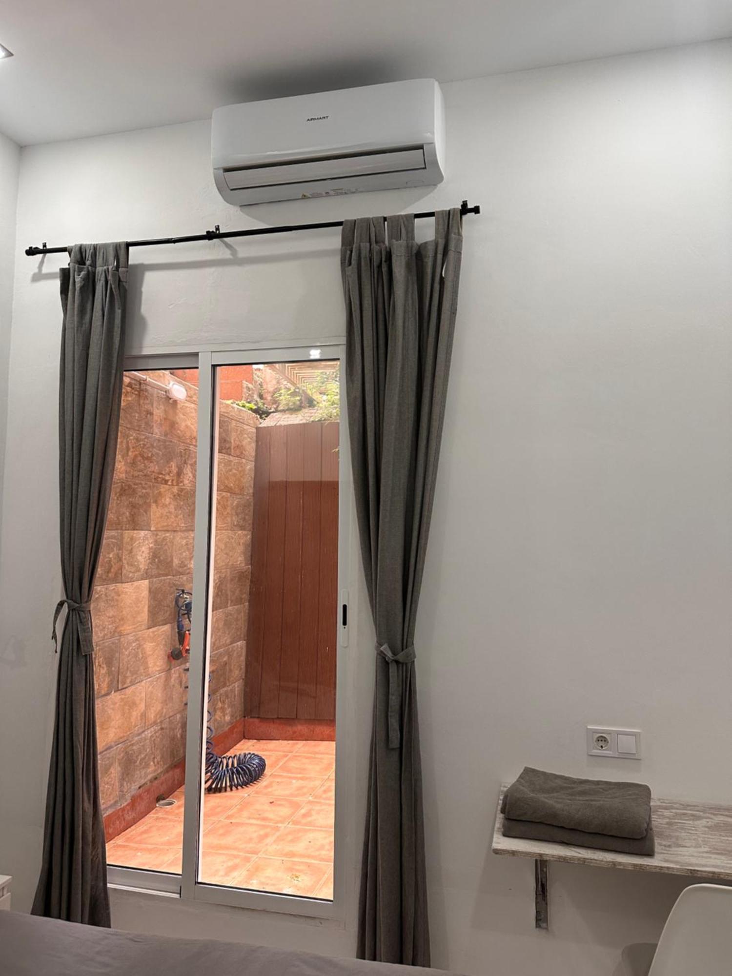 Apartamento En Planta Baja Cerca De La Playa En Badalona Eksteriør billede